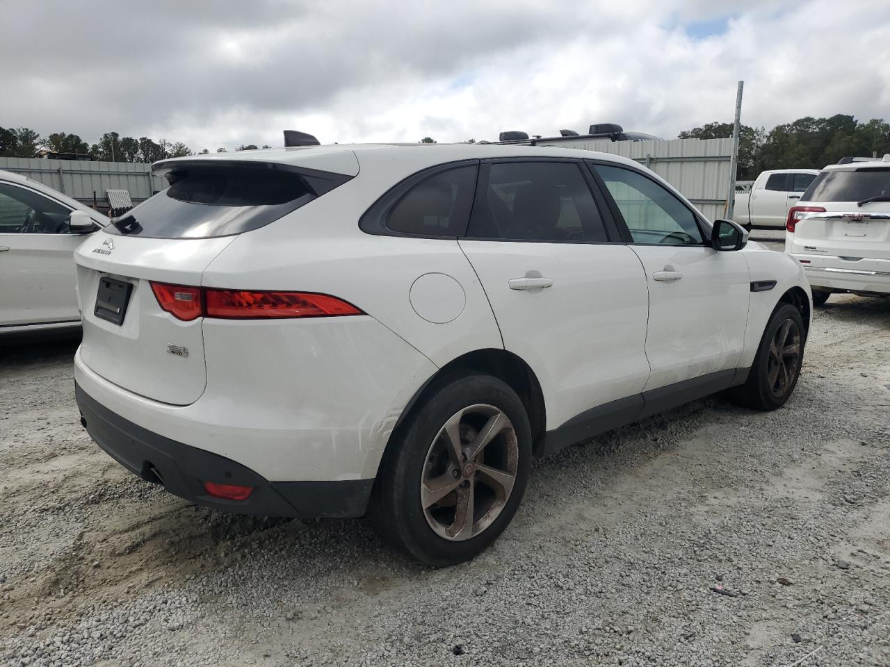 JAGUAR F-PACE PREMIUM