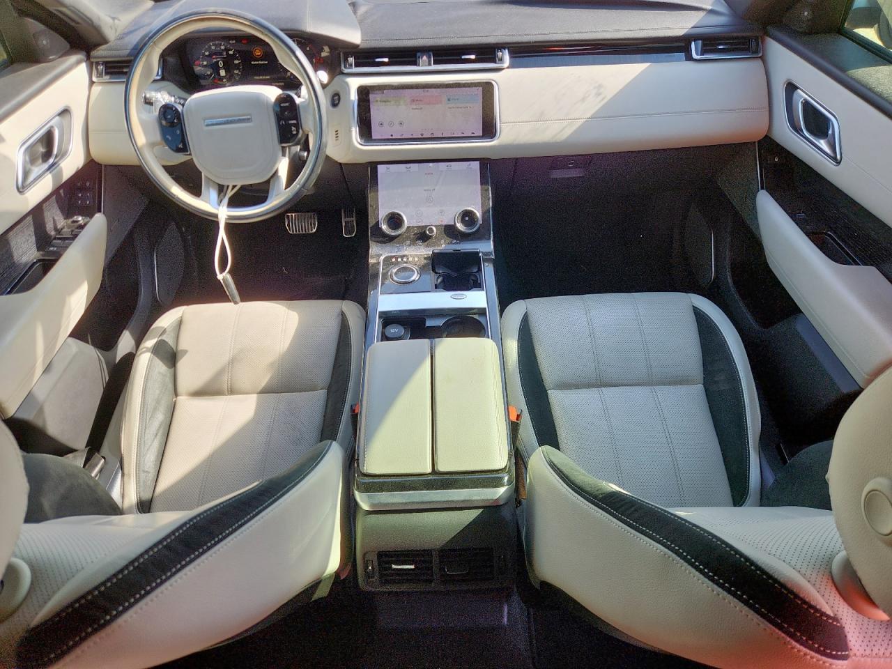 LAND ROVER RANGE ROVER R-DYNAMIC SE