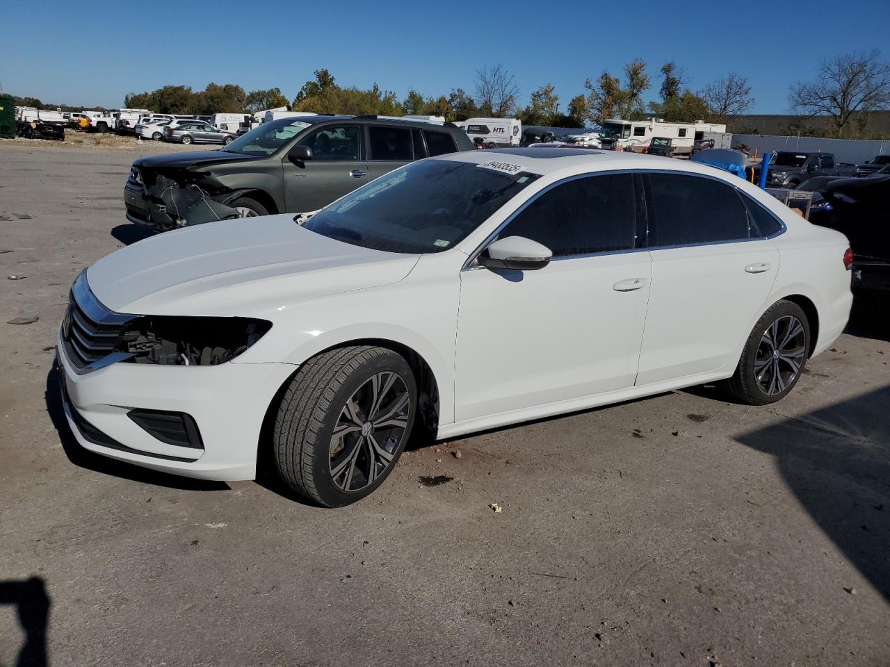 VOLKSWAGEN PASSAT SE