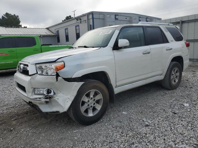 TOYOTA 4RUNNER SR5