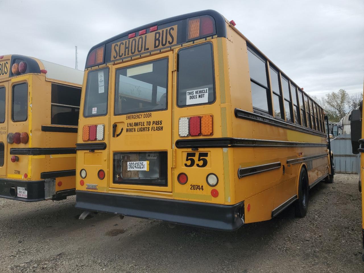 Lot #3291357140 2012 FREIGHTLINER CHASSIS B2