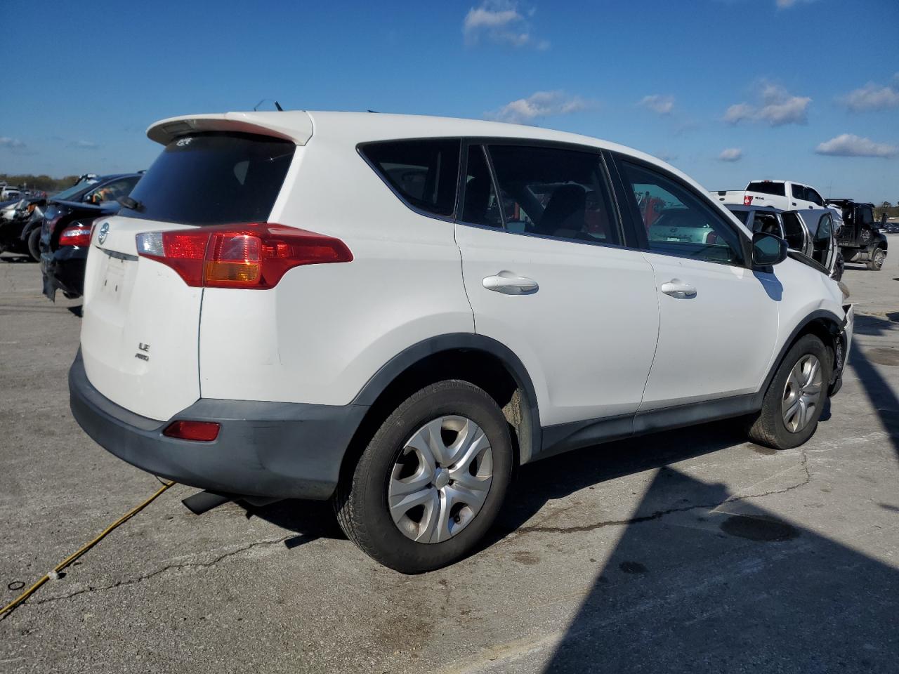 TOYOTA RAV4 LE