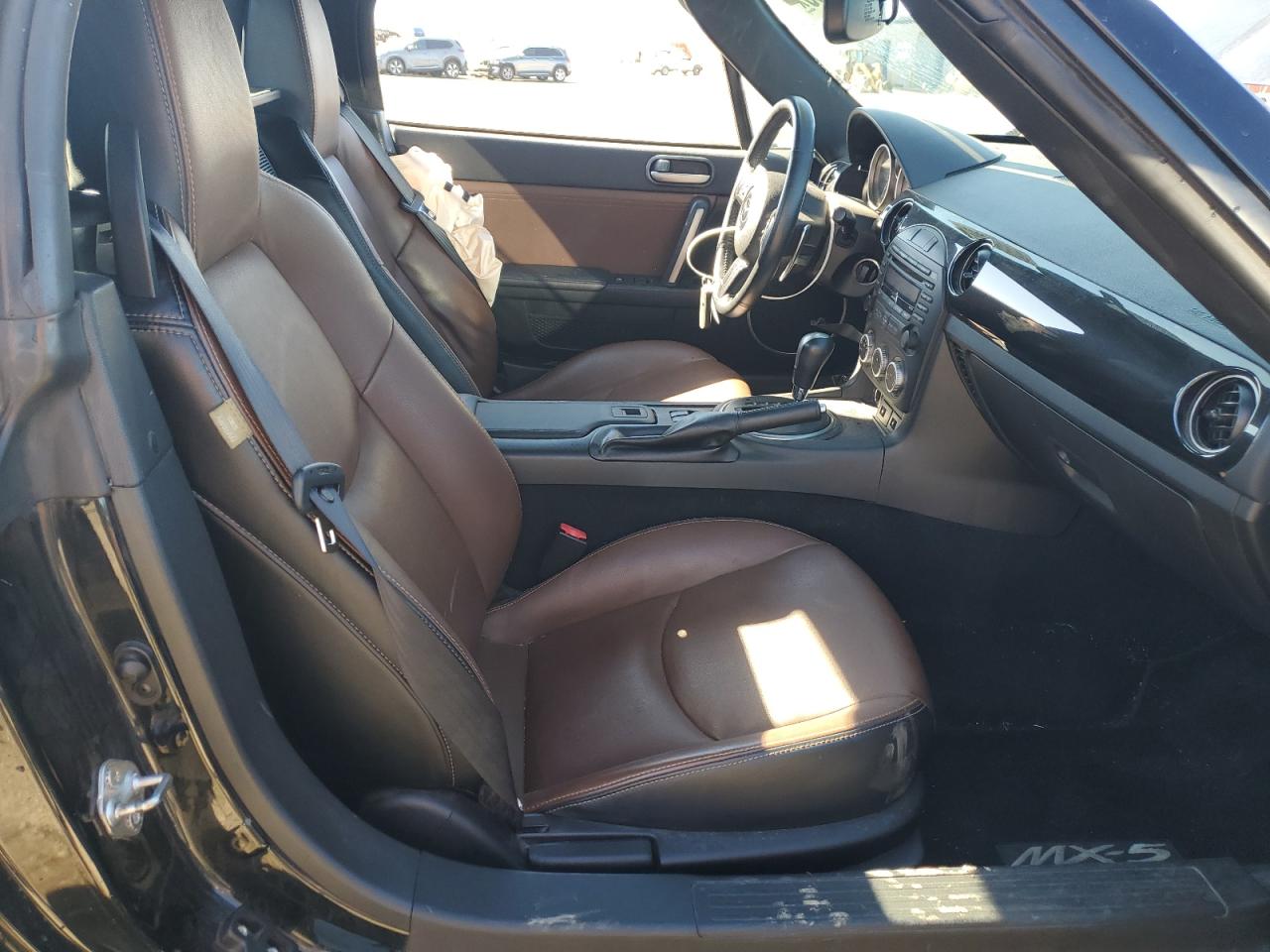 MAZDA MX-5 GRAND TOURING