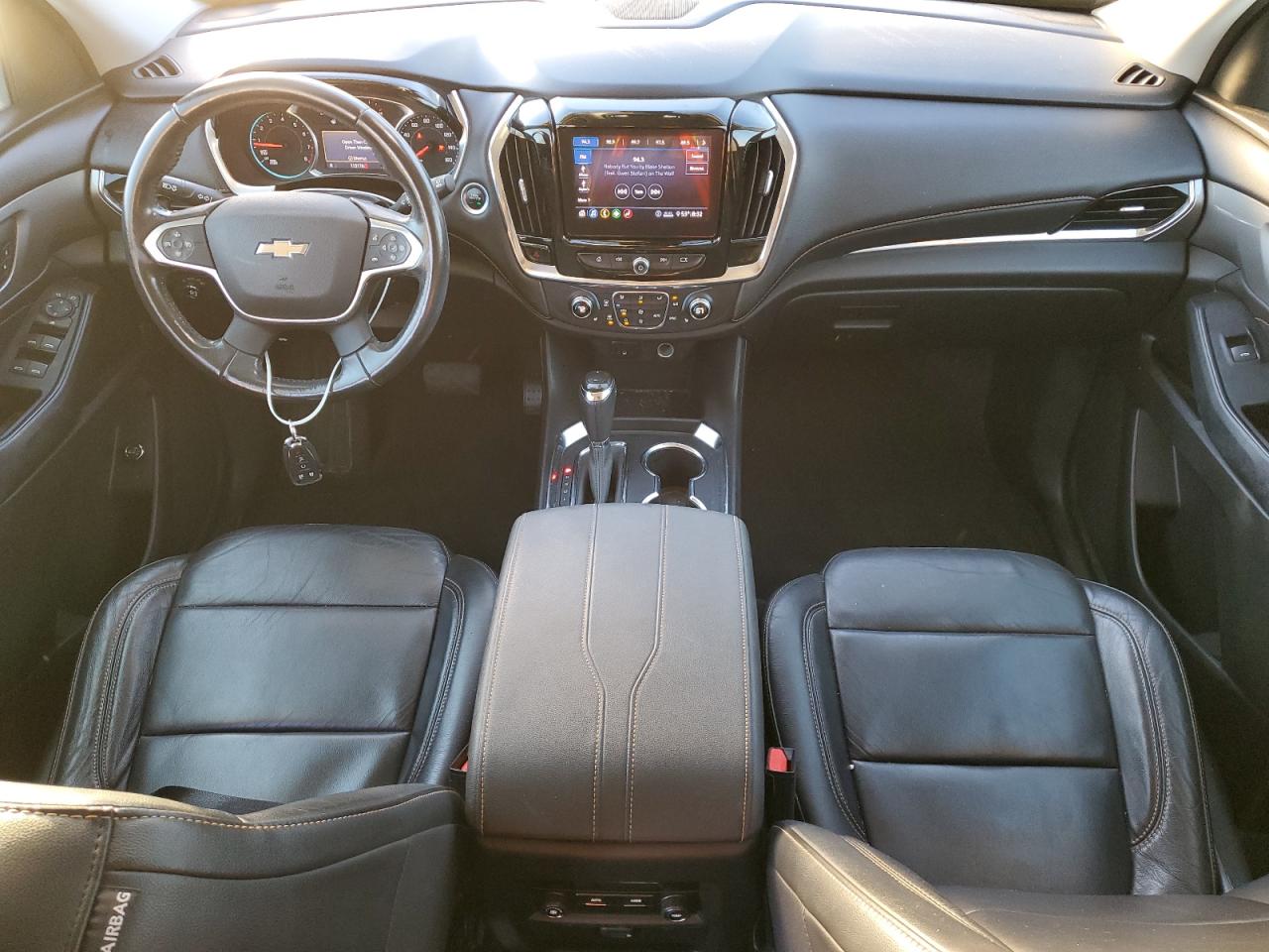 CHEVROLET TRAVERSE LT