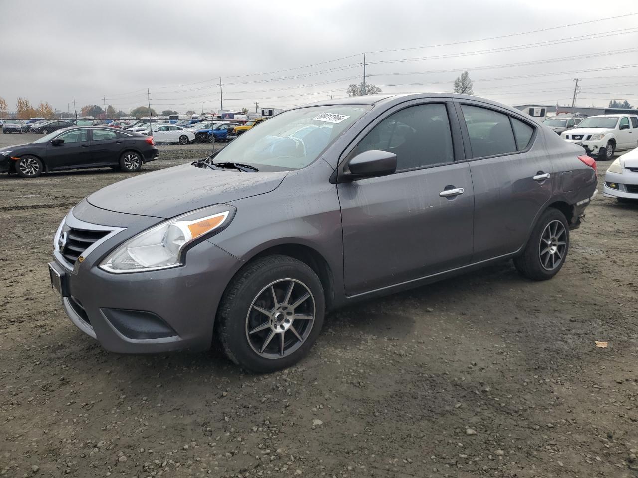 NISSAN VERSA S
