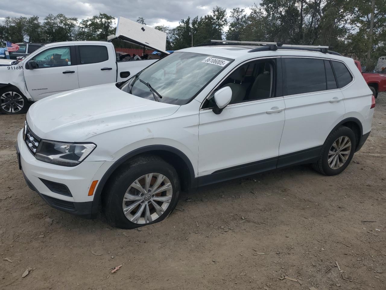 VOLKSWAGEN TIGUAN SE