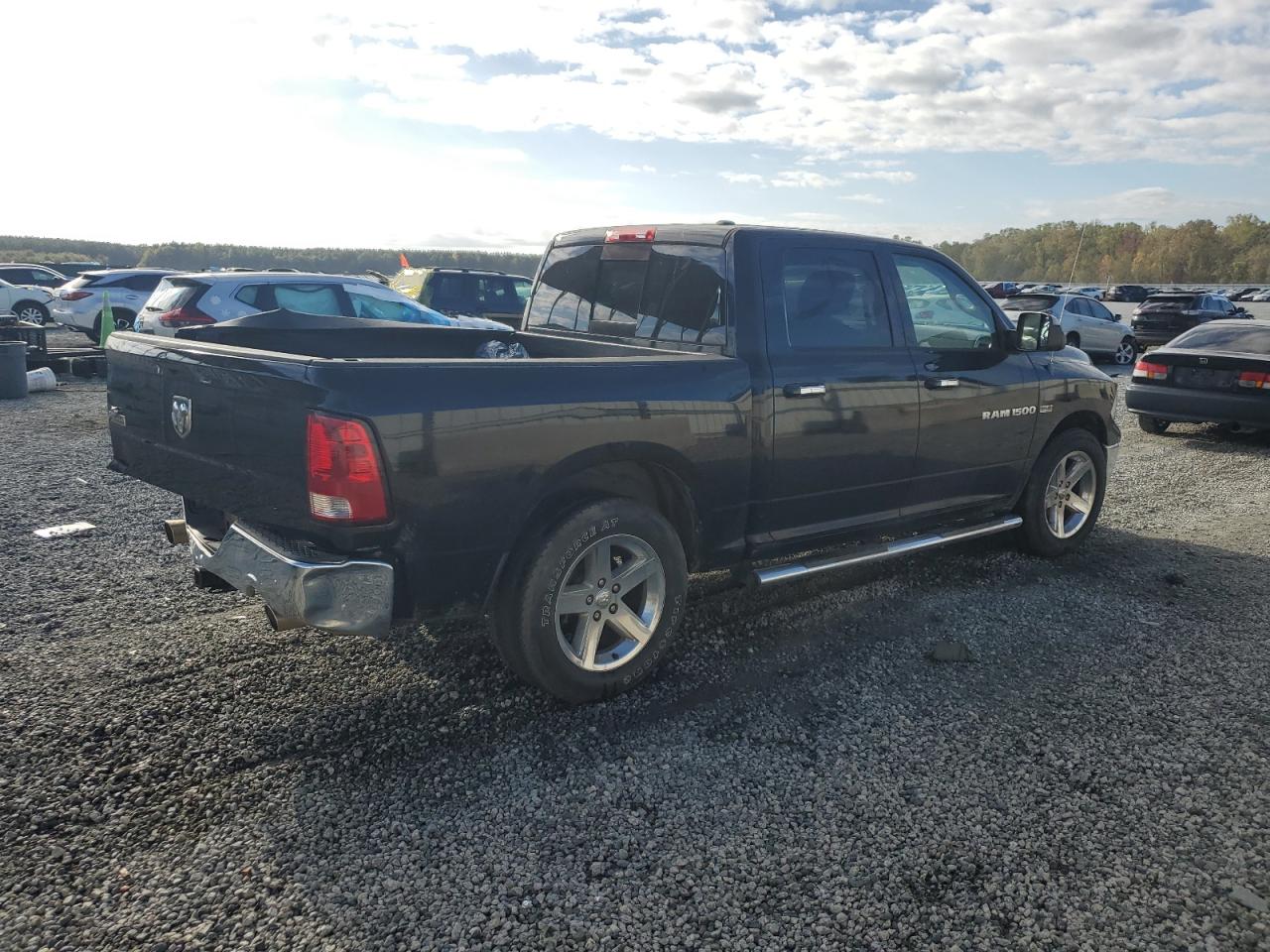 DODGE RAM 1500 SLT
