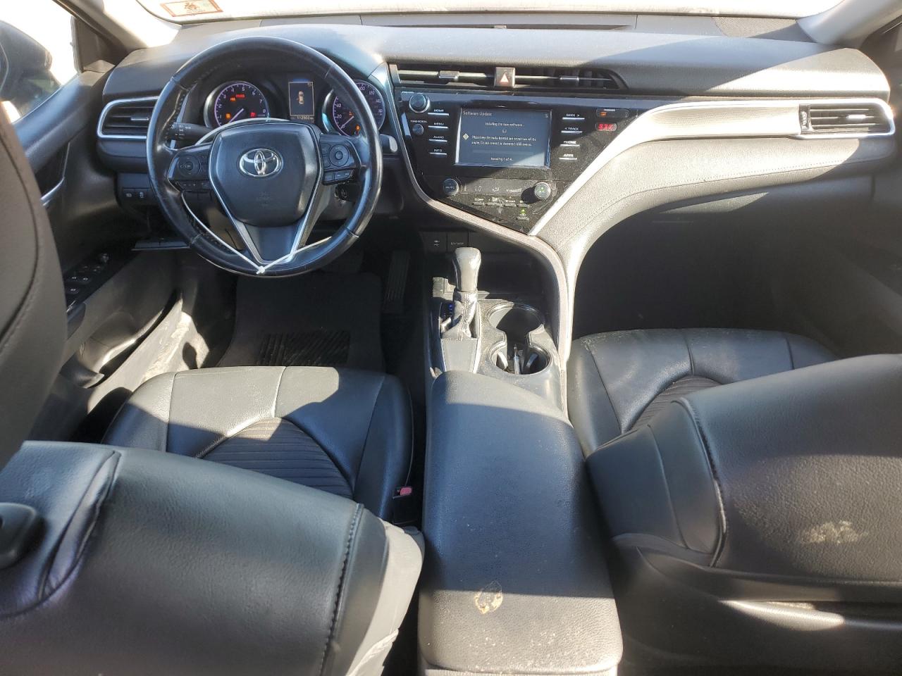 TOYOTA CAMRY L