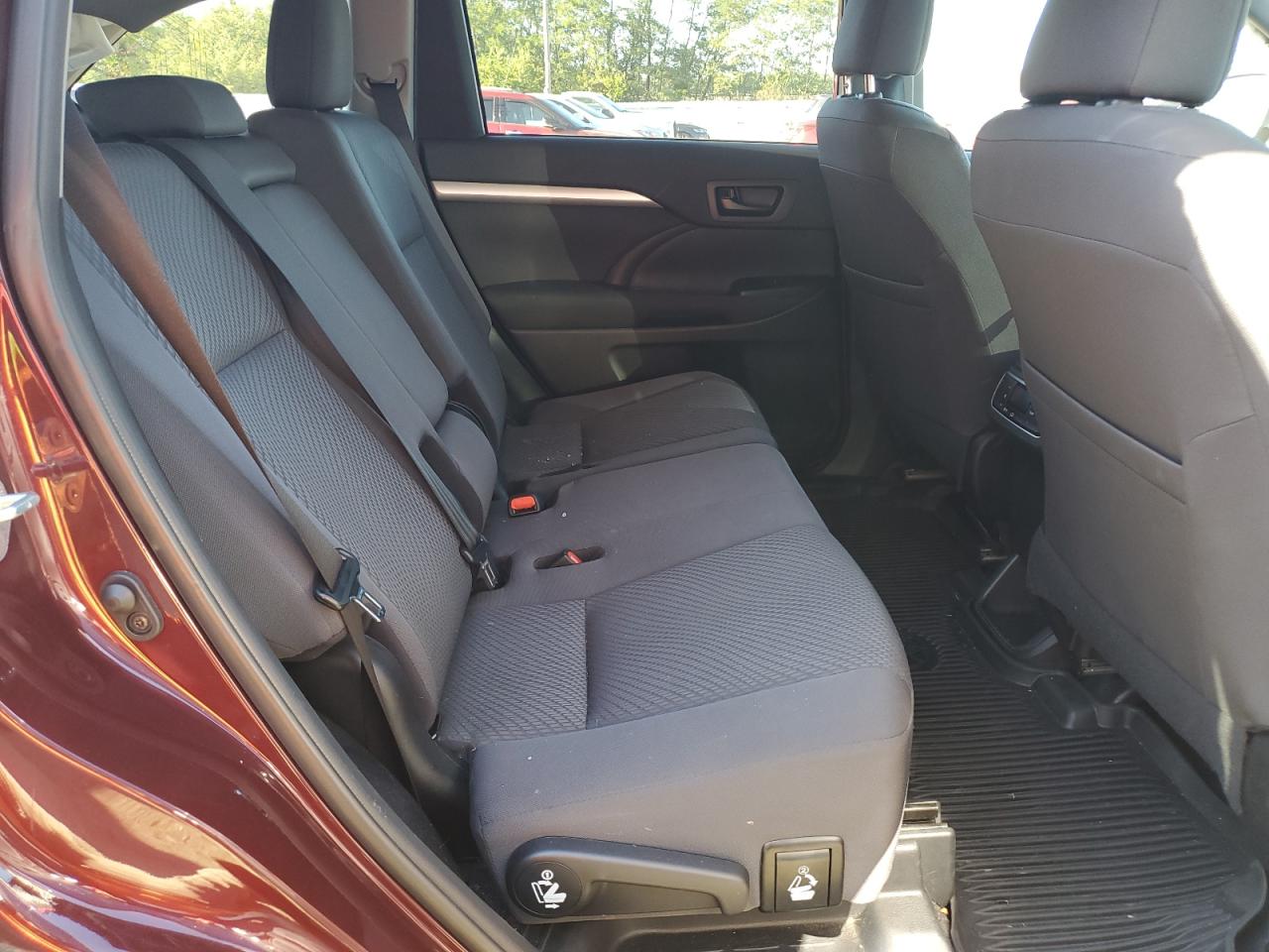 TOYOTA HIGHLANDER LE