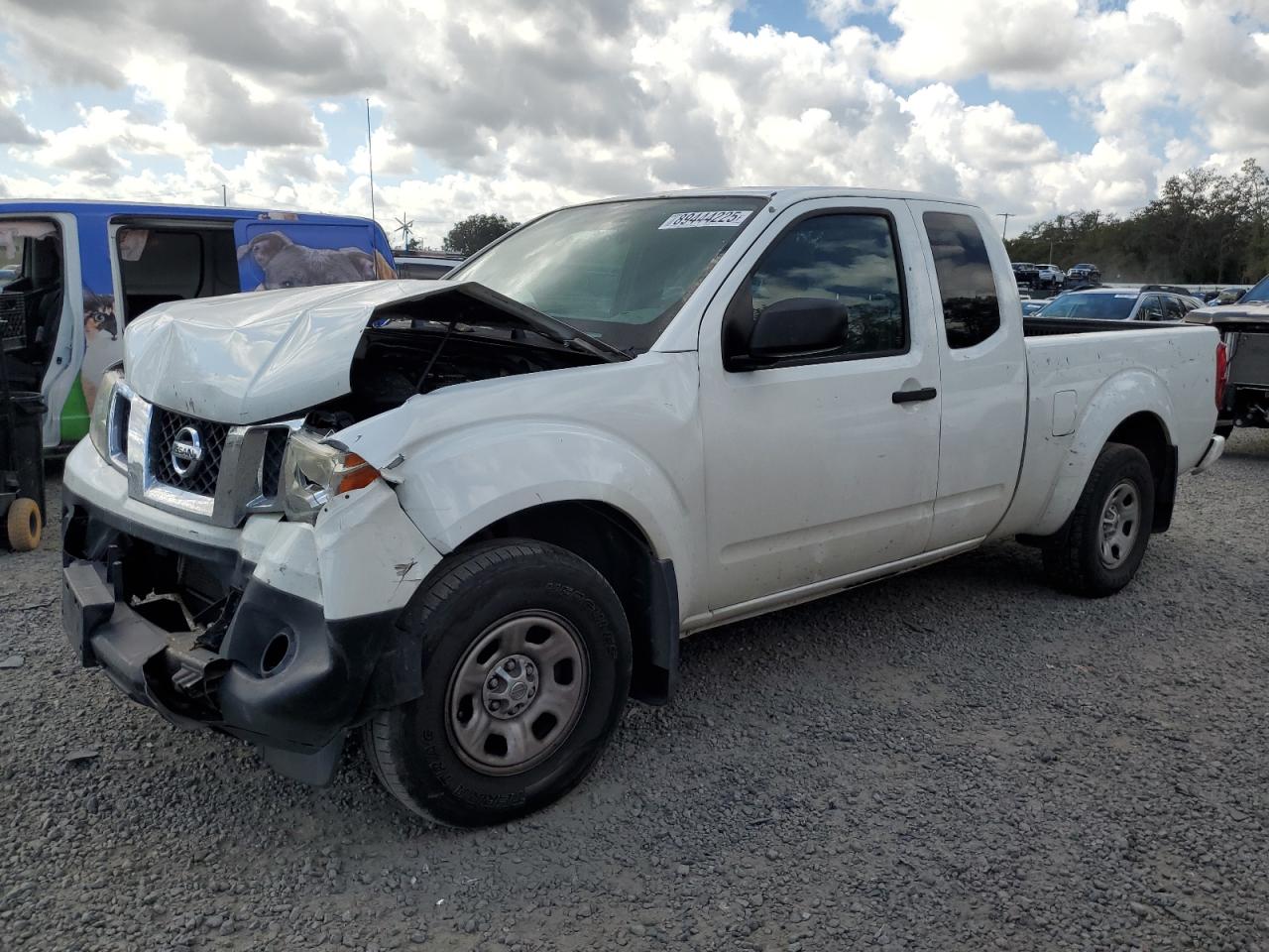 NISSAN FRONTIER S