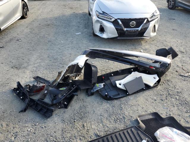 2019 TOYOTA RAV4 XSE - JTMEWRFV5KD511680