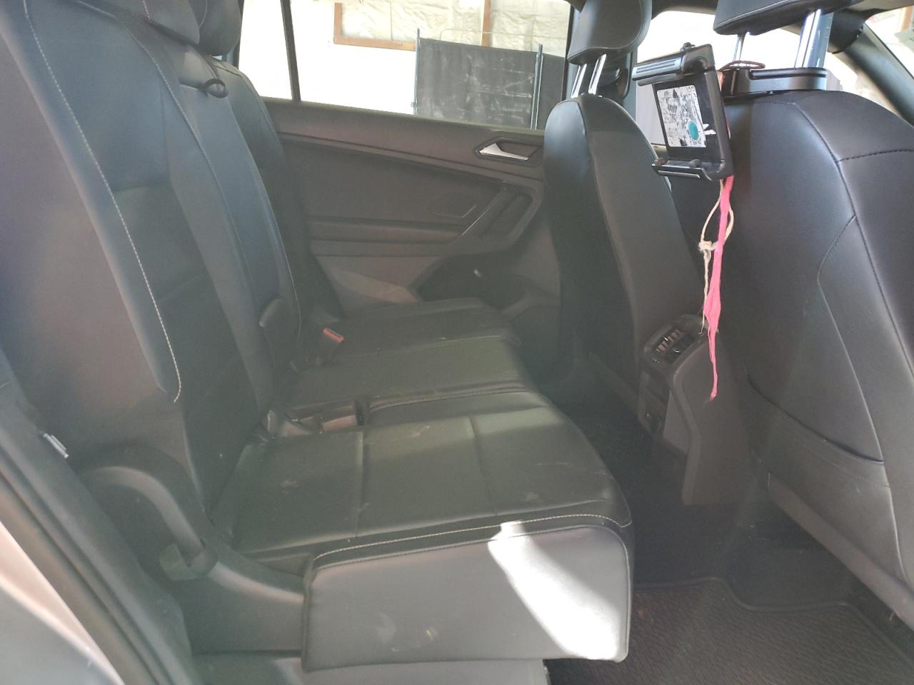 VOLKSWAGEN TIGUAN SE