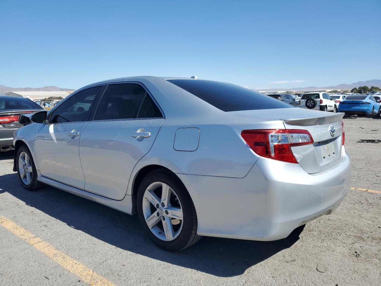 TOYOTA CAMRY L
