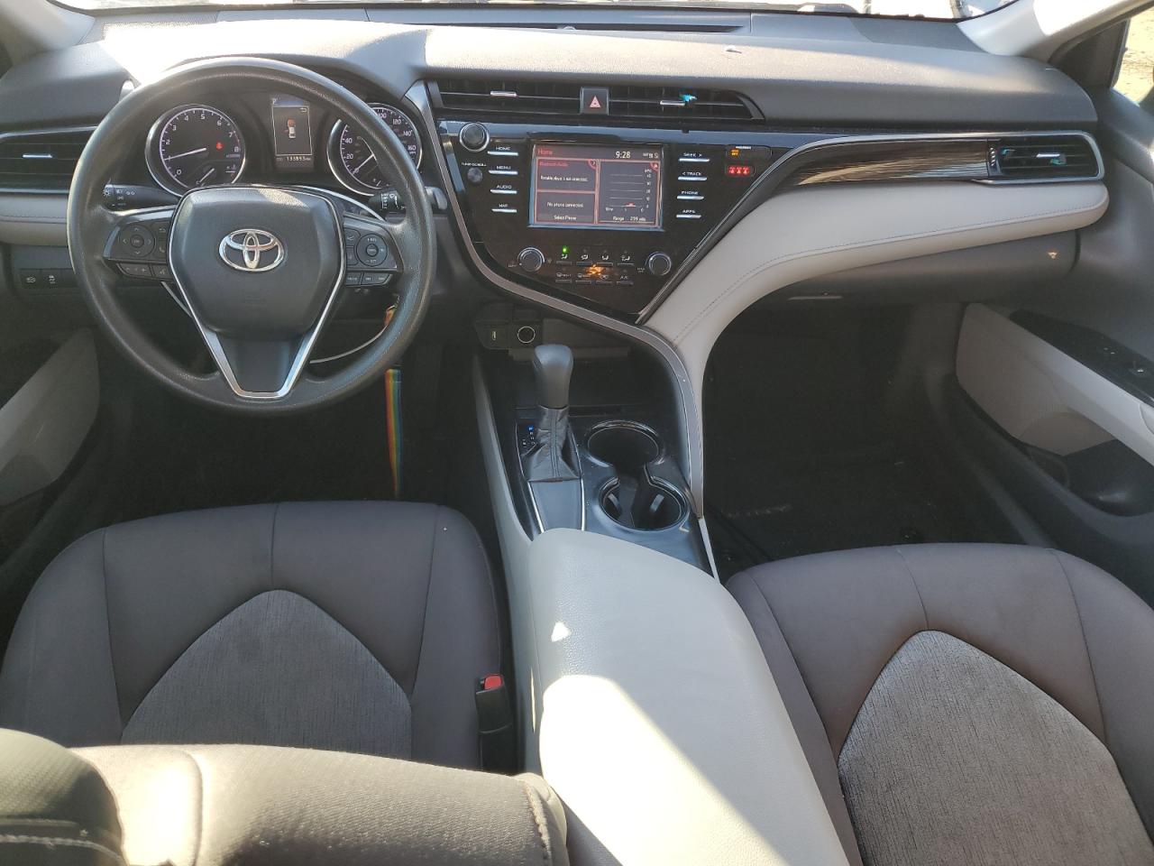TOYOTA CAMRY L