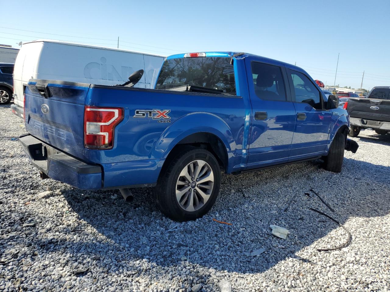 FORD F-150 SUPERCREW