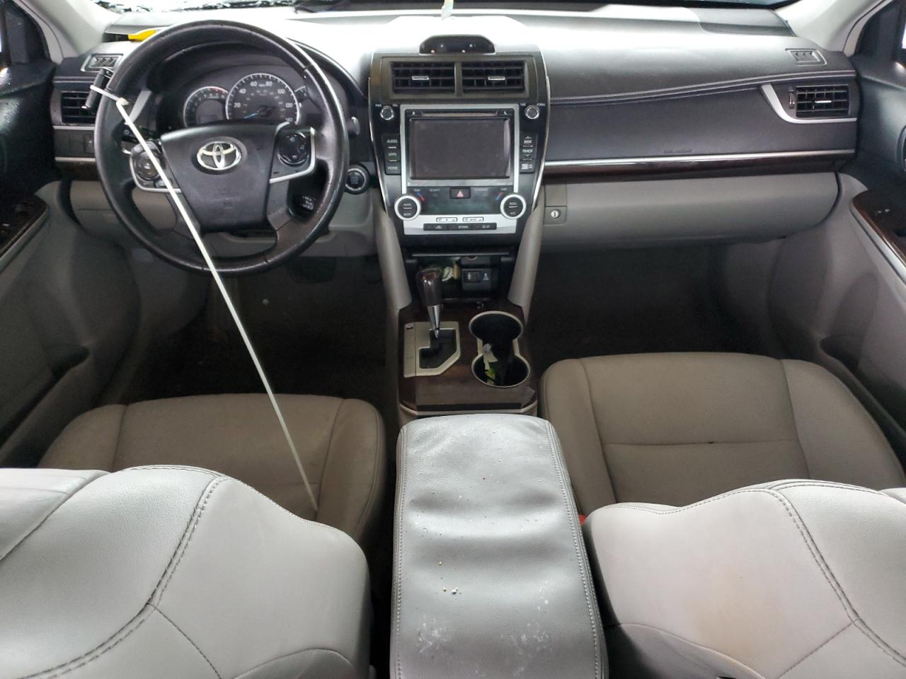 TOYOTA CAMRY L