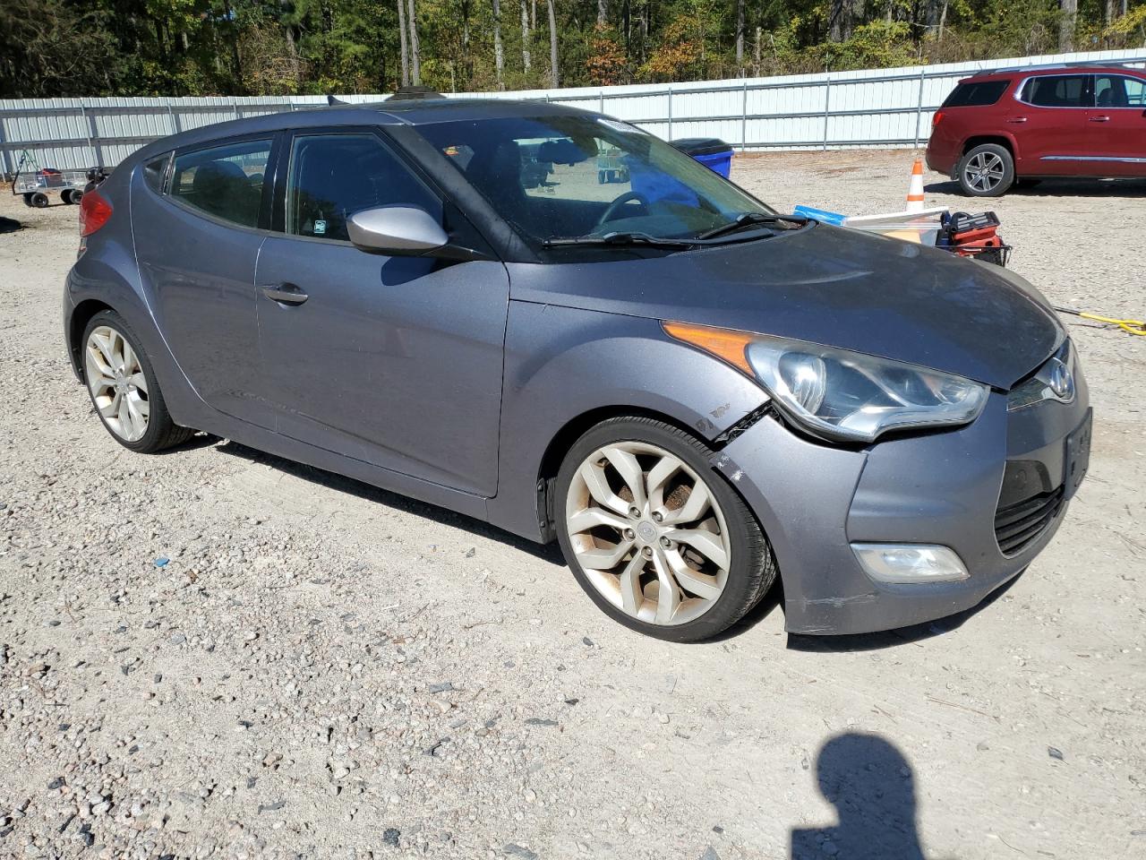 HYUNDAI VELOSTER