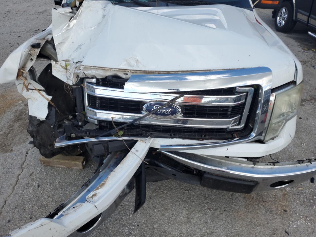 FORD F-150 SUPER CAB