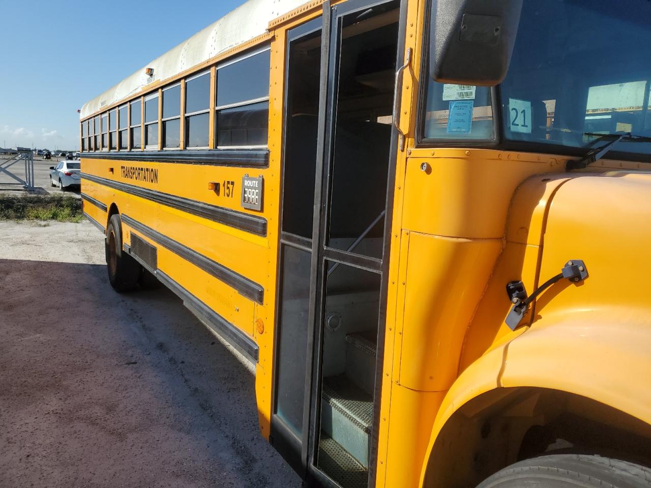 Lot #3273851177 2004 IC CORPORATION CE SERIES SCHOOL