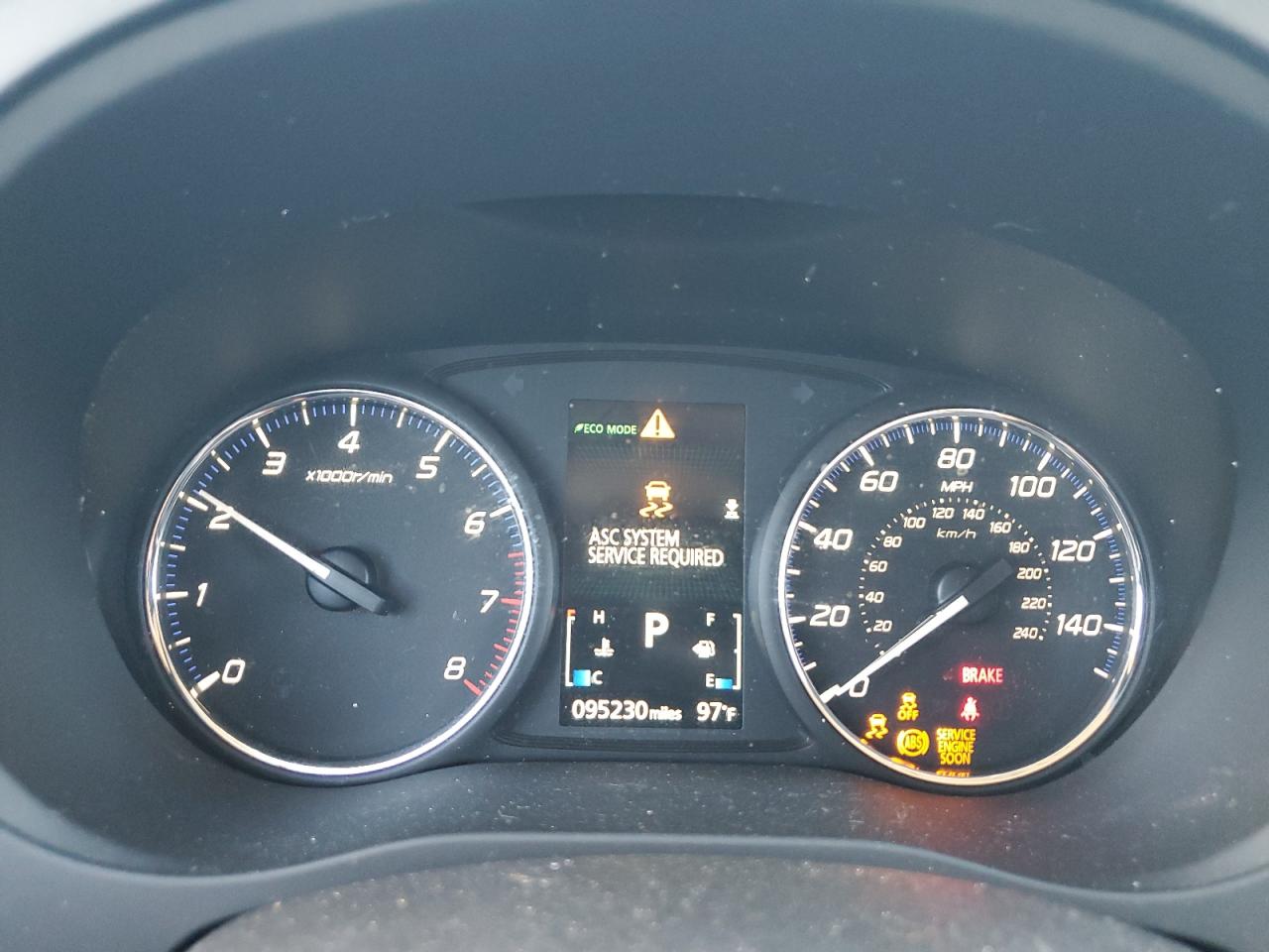 MITSUBISHI OUTLANDER SE