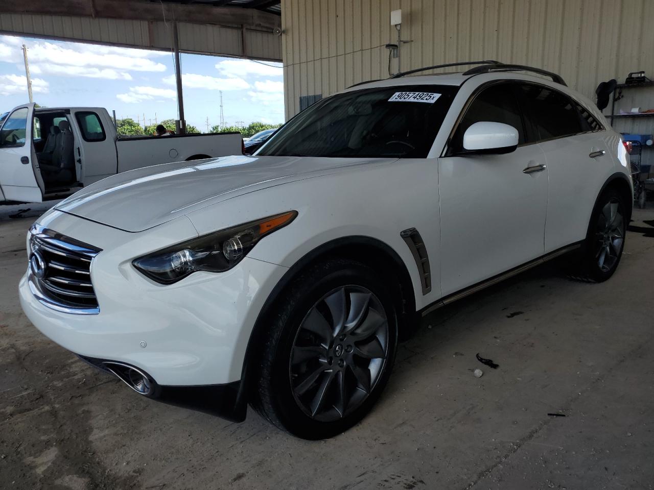 INFINITI FX37