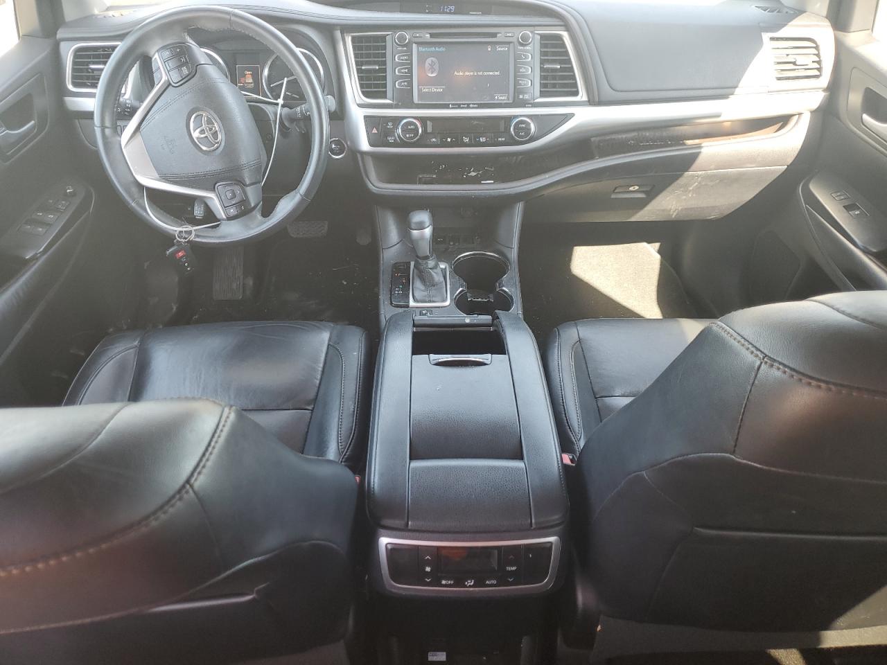 TOYOTA HIGHLANDER XLE