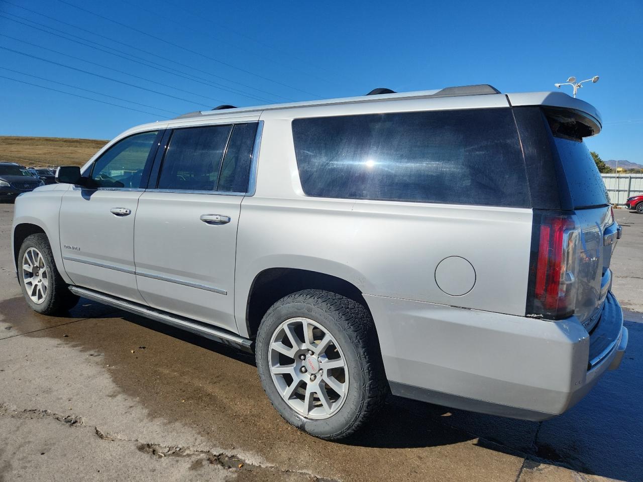 GMC YUKON DENALI