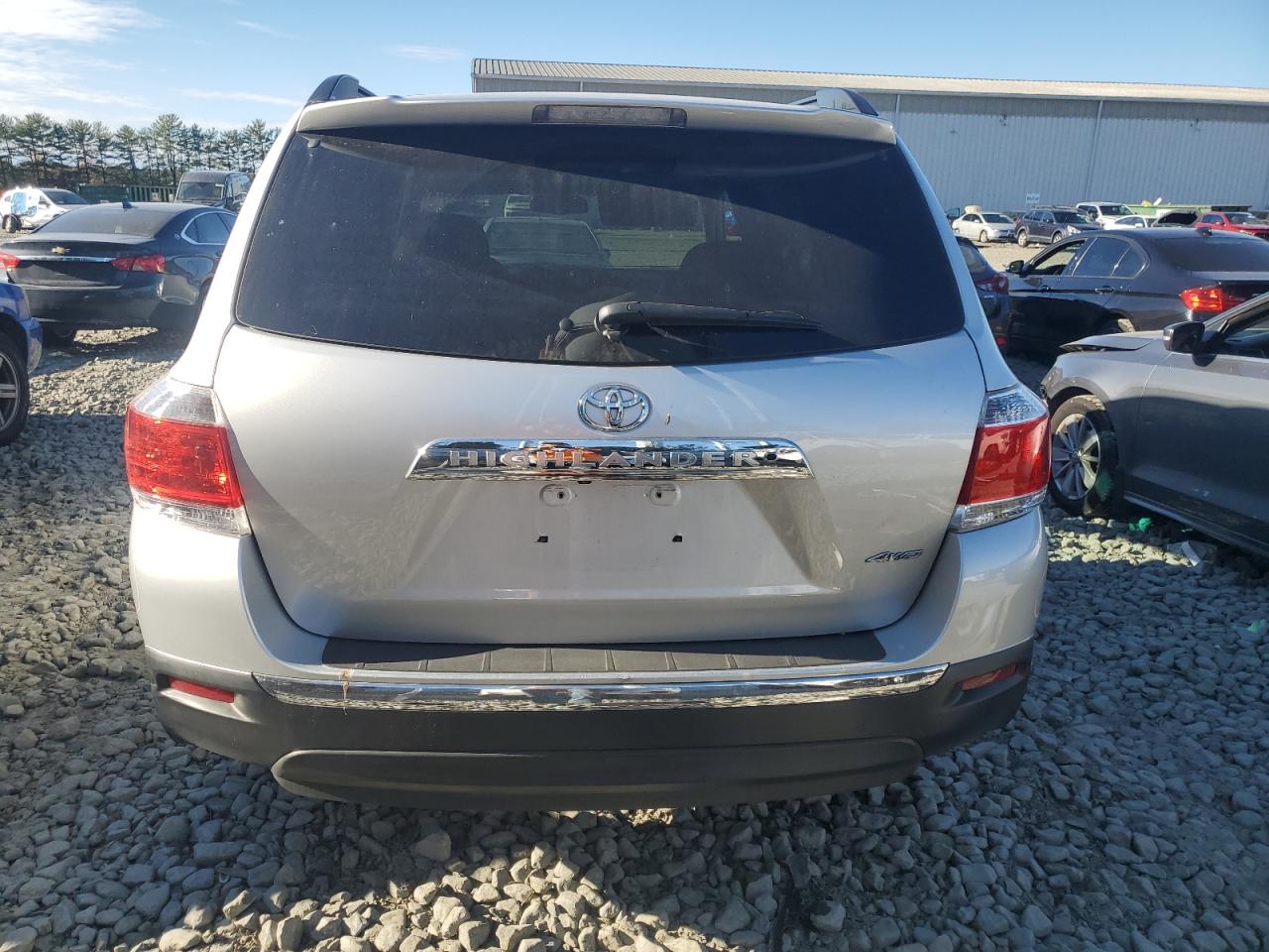 TOYOTA HIGHLANDER BASE