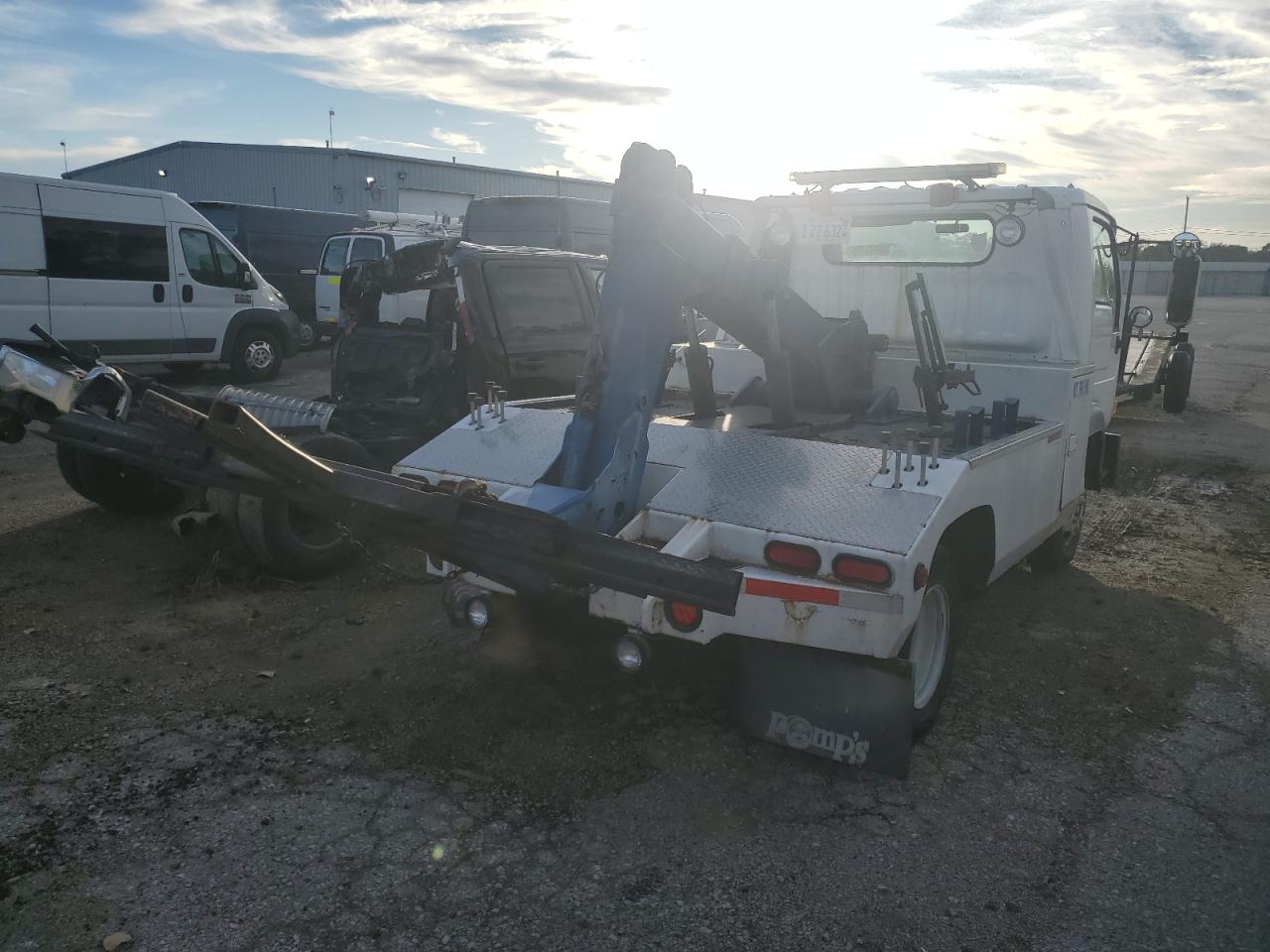 Lot #3275710946 2002 NISSAN DIESEL UD1400