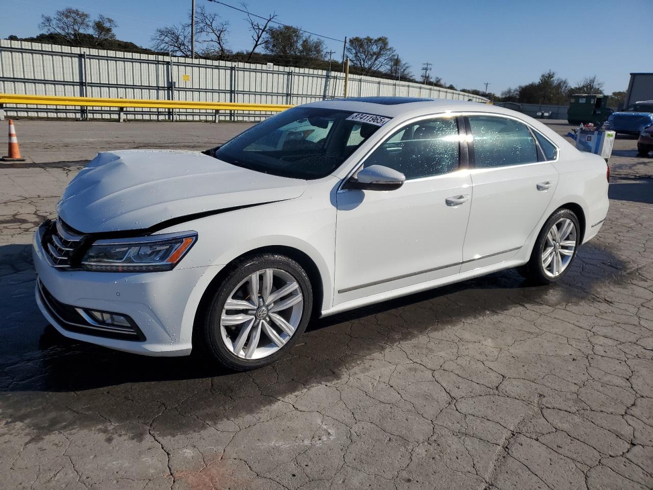 VOLKSWAGEN PASSAT SE