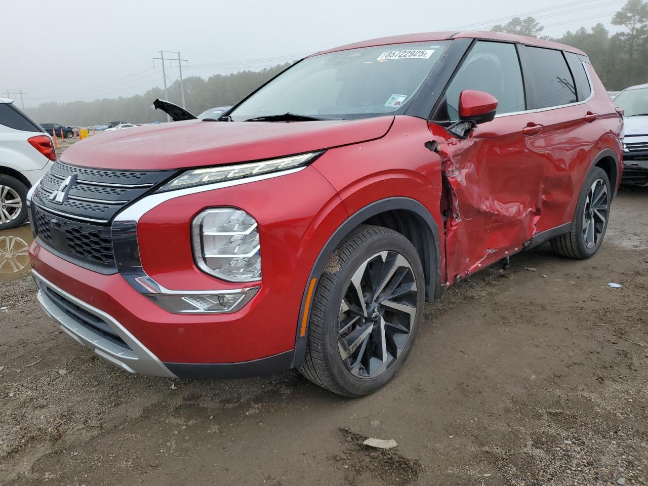 MITSUBISHI OUTLANDER SE