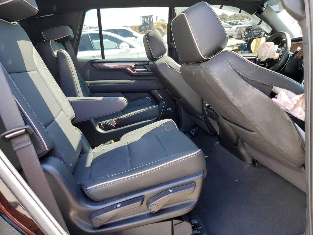 Lot #3302879910 2025 GMC YUKON ELEV