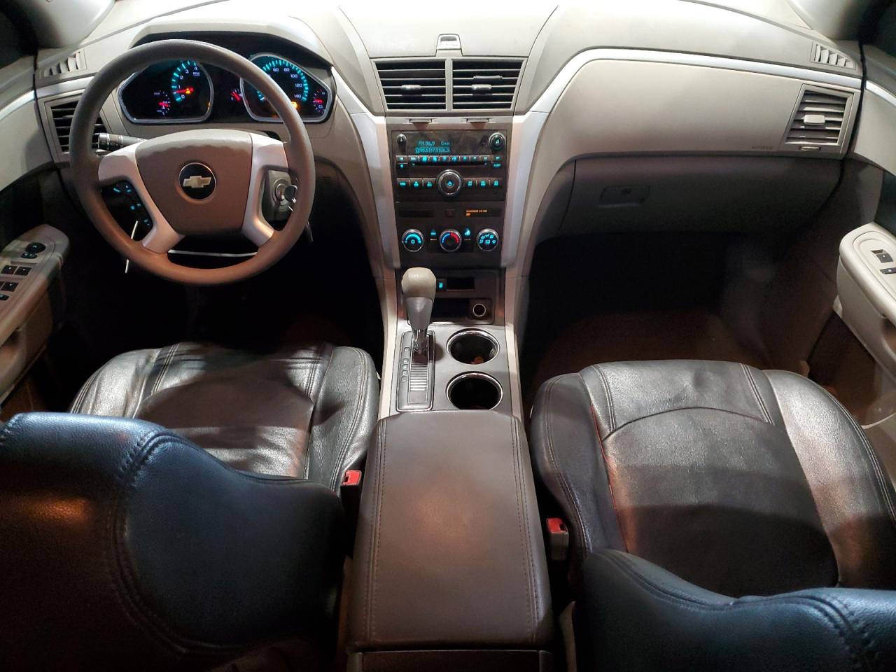 CHEVROLET TRAVERSE LS