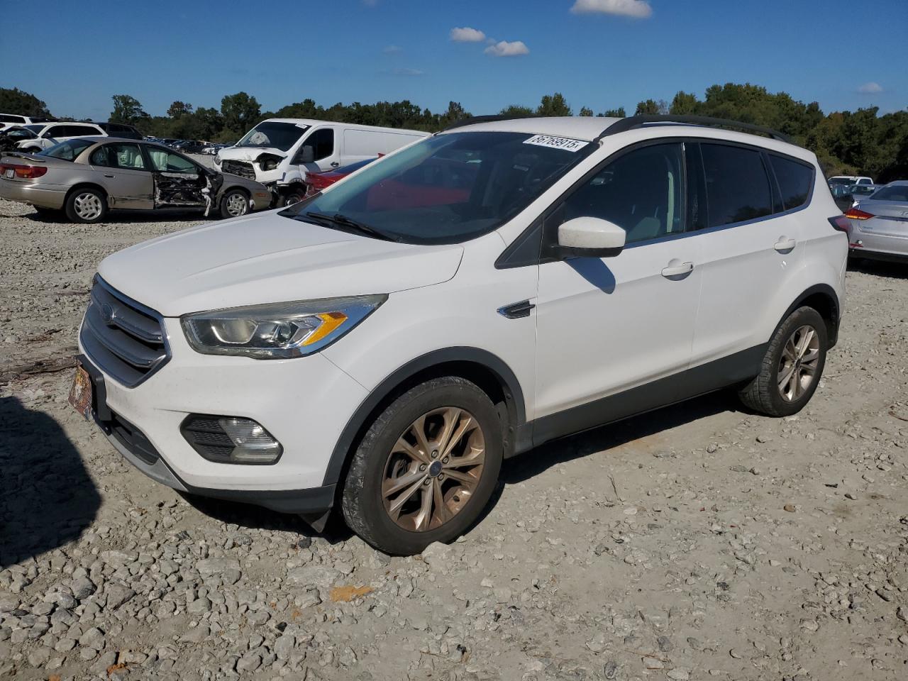 FORD ESCAPE SE