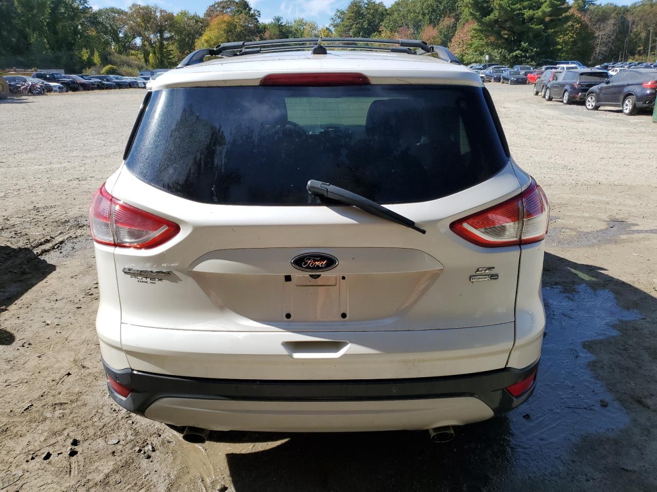 FORD ESCAPE SE