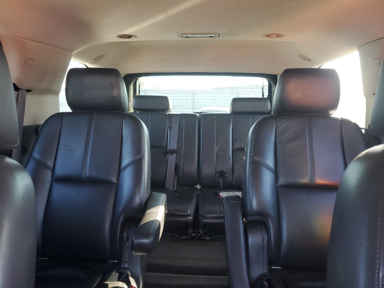 CHEVROLET TAHOE K1500 LT