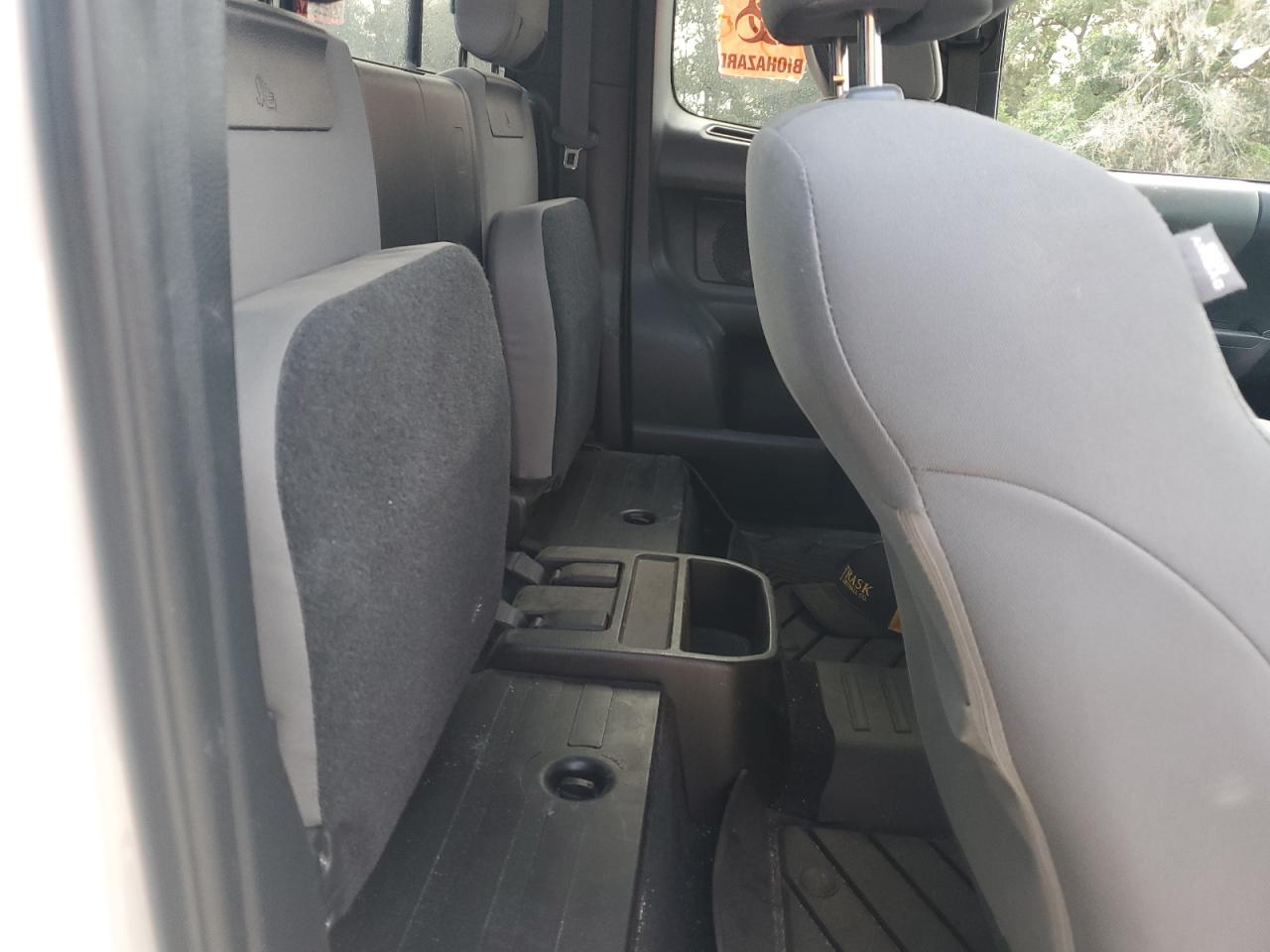 TOYOTA TACOMA ACCESS CAB