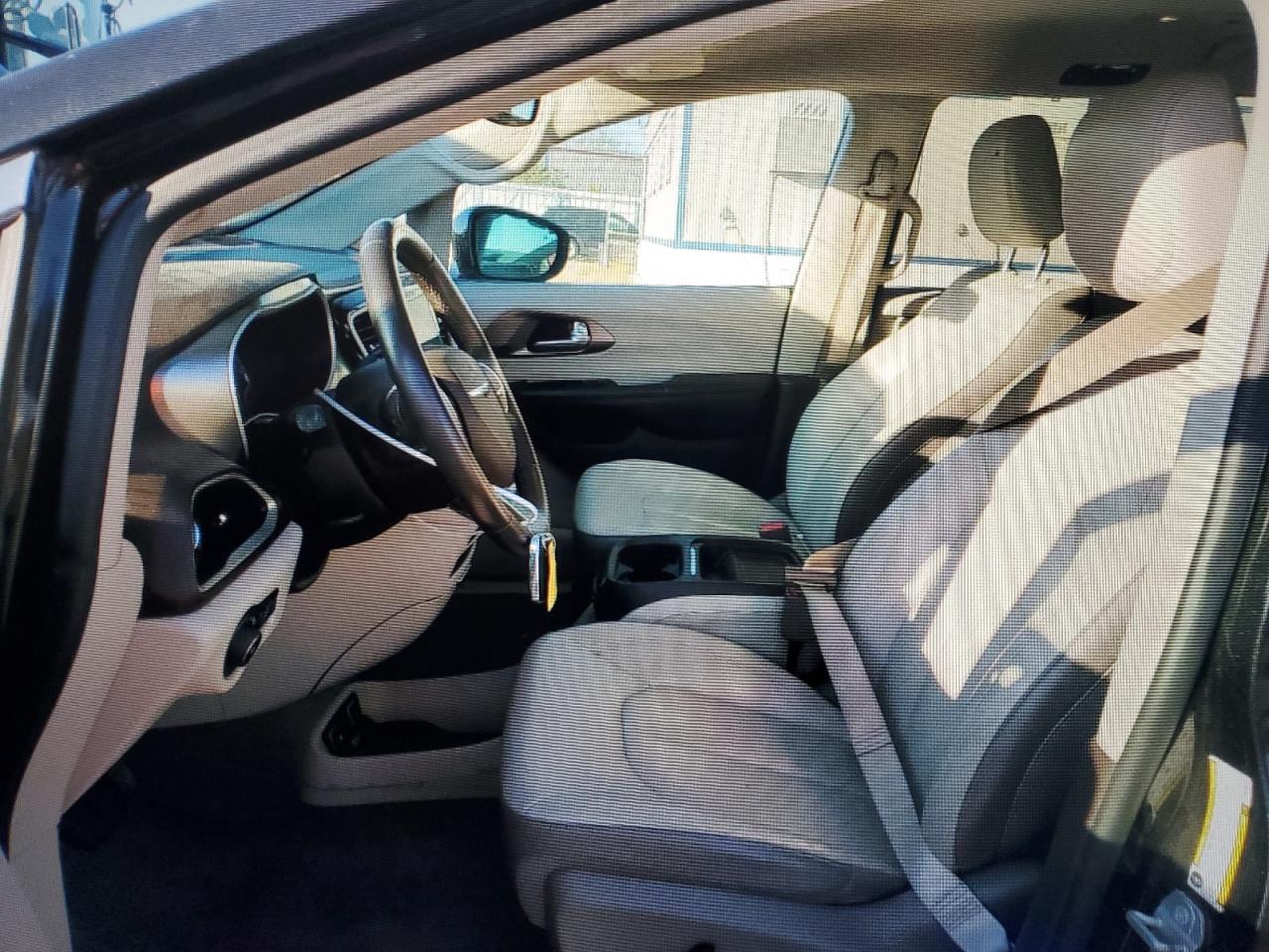 CHRYSLER PACIFICA TOURING L