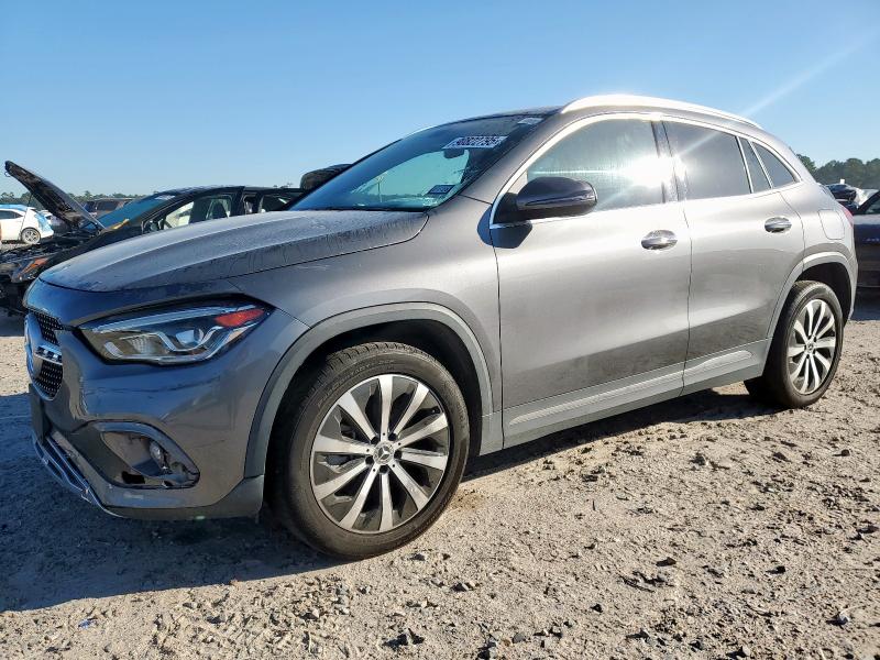 MERCEDES-BENZ GLA 250 4M