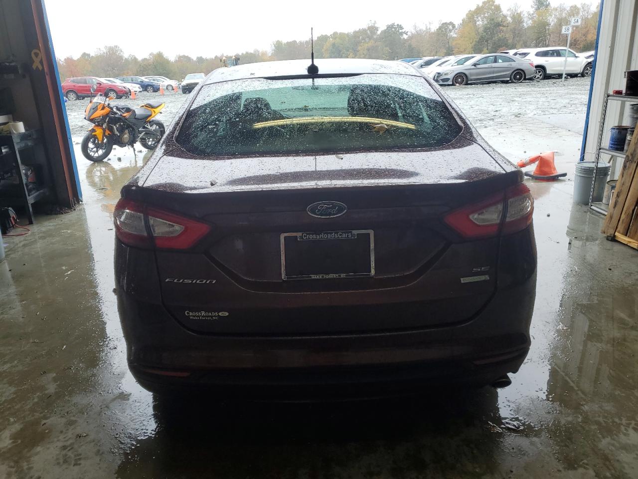 FORD FUSION SE