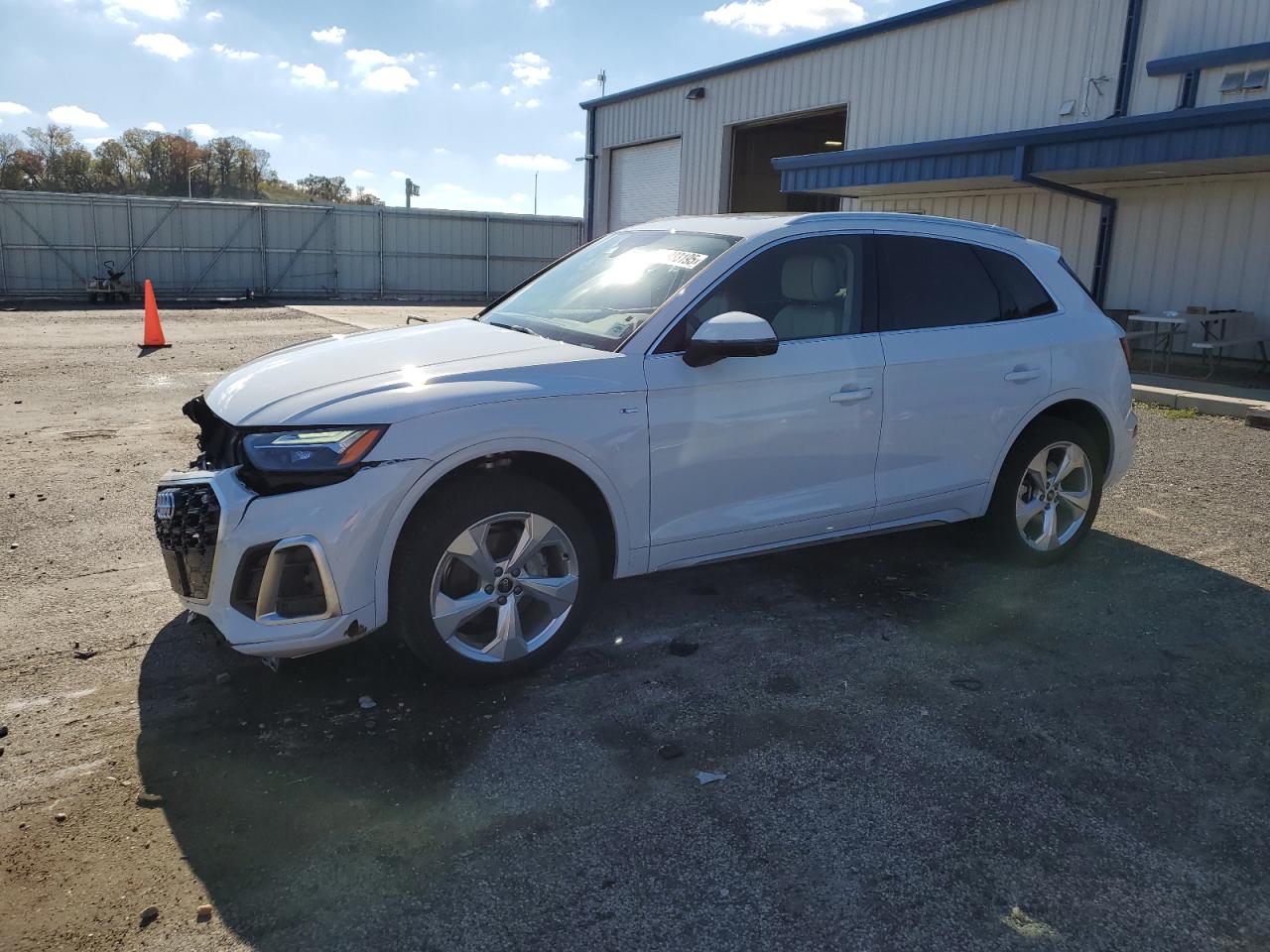 Lot #3298140155 2023 AUDI Q5 PREMIUM