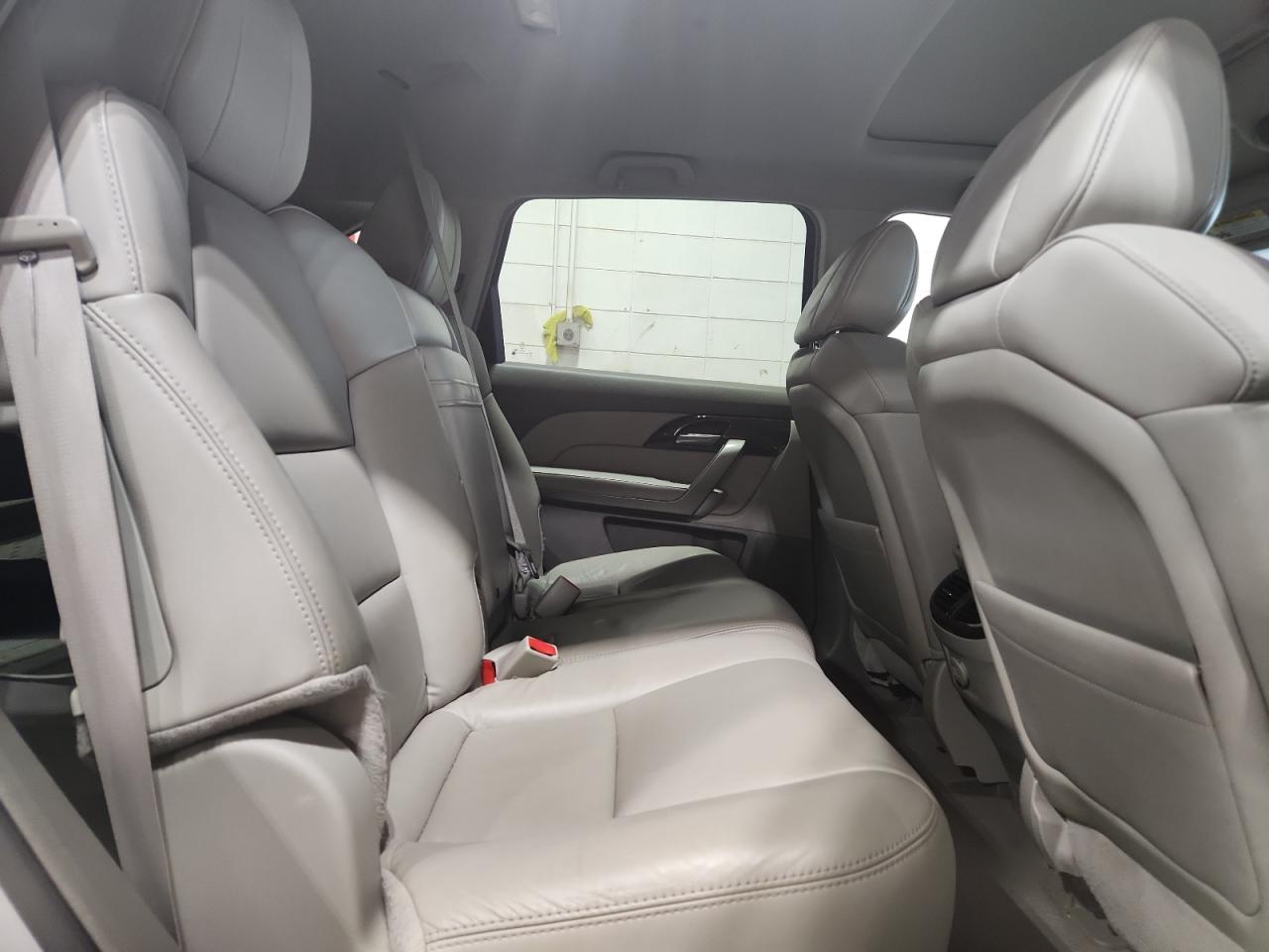 ACURA MDX TECHNOLOGY