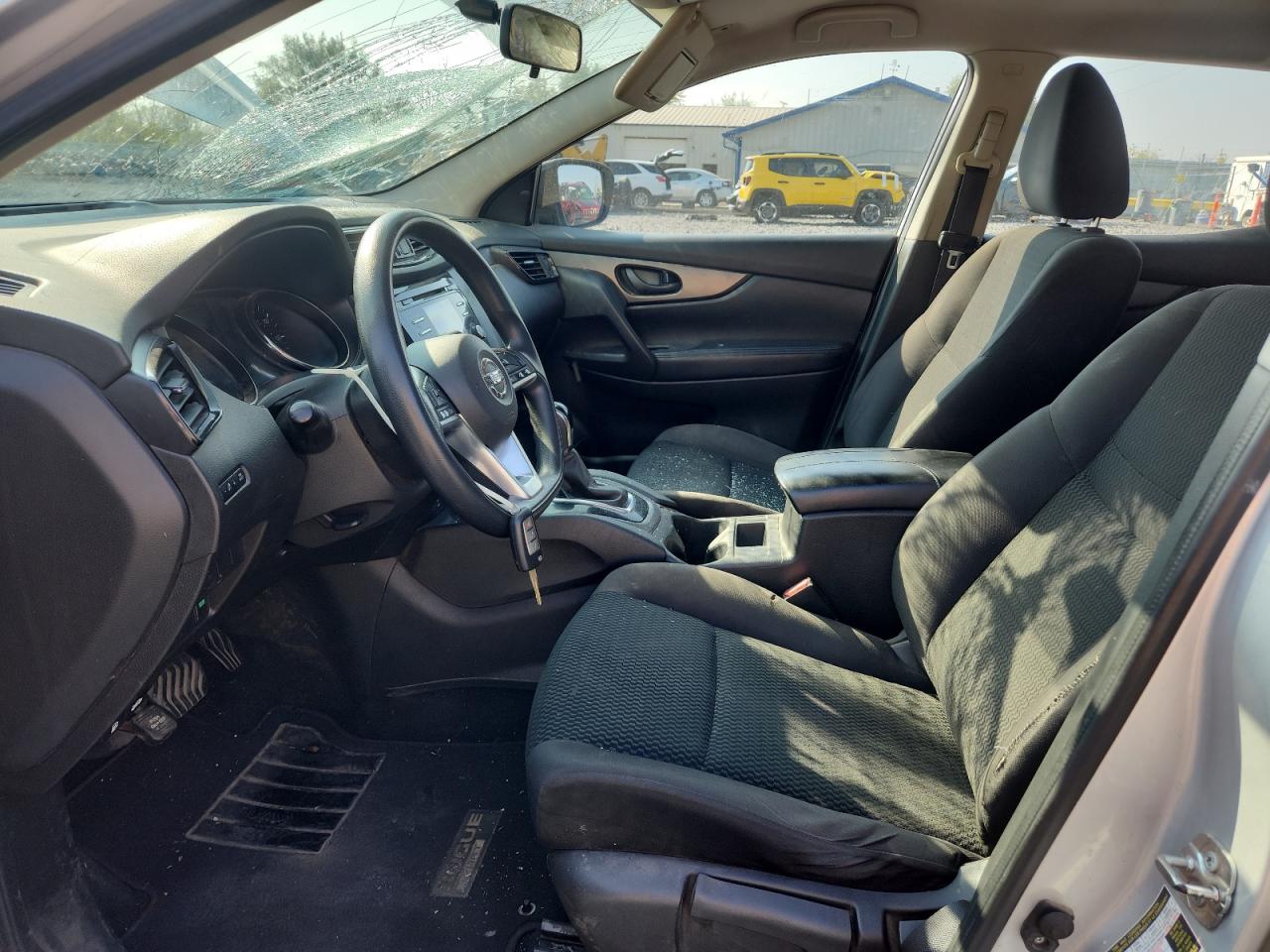 NISSAN ROGUE SPORT S