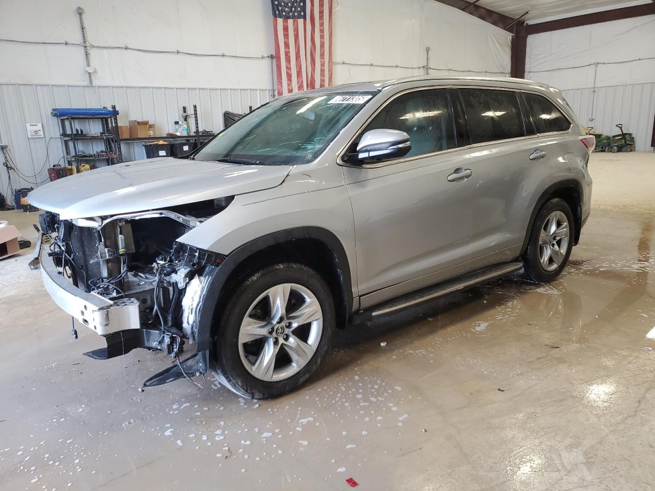 TOYOTA HIGHLANDER LIMITED