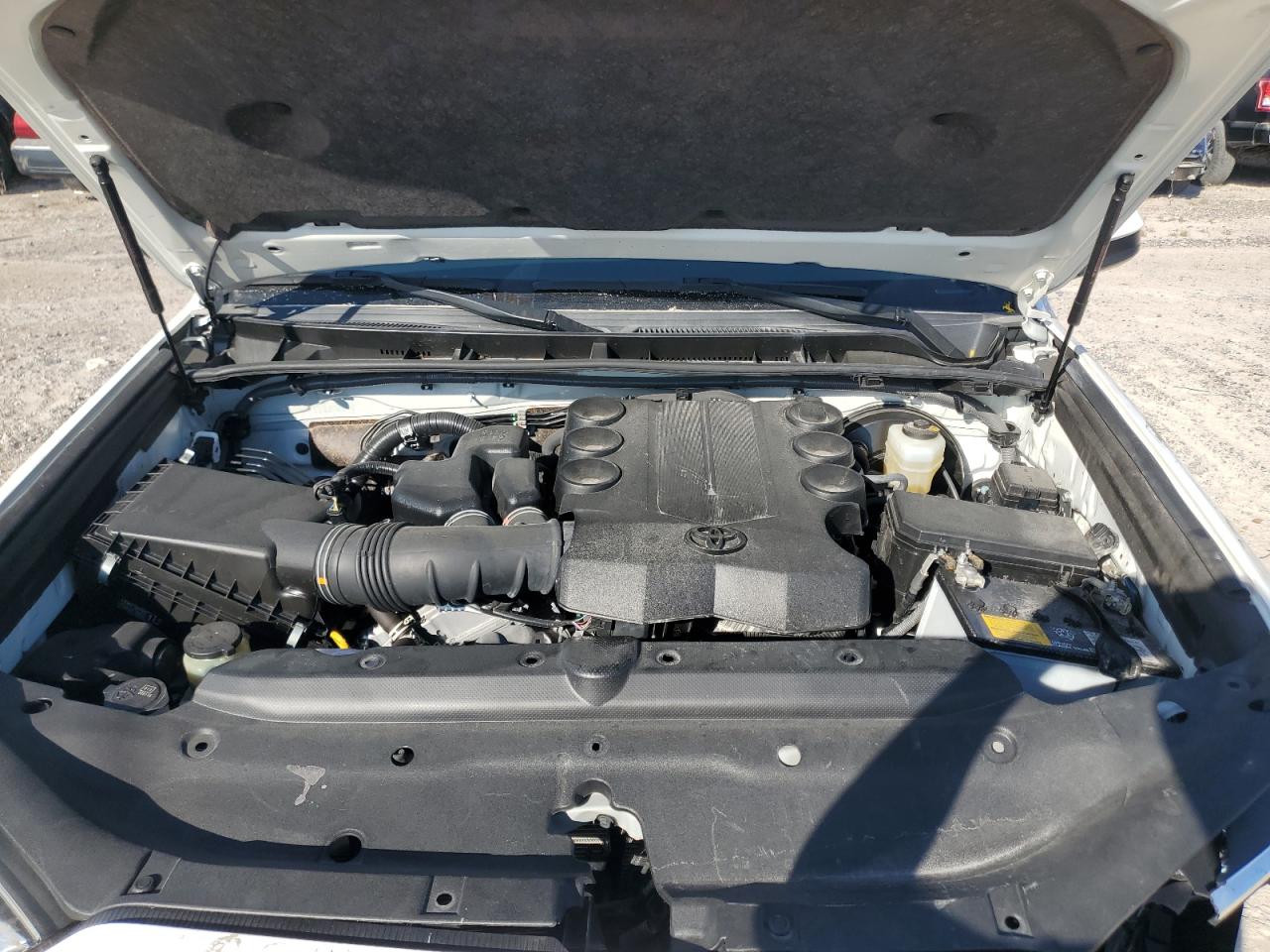 TOYOTA 4RUNNER TRD SPORT