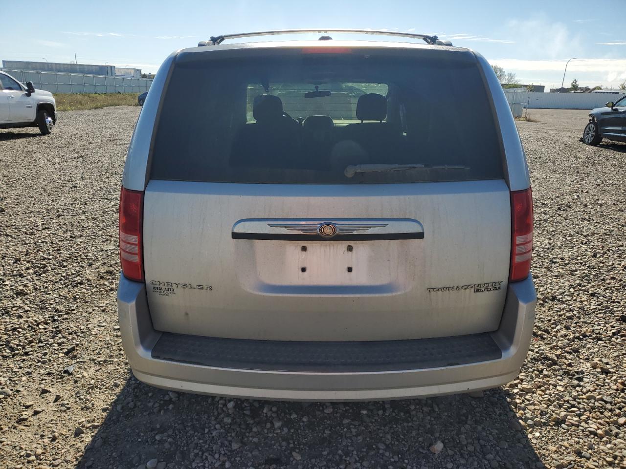 CHRYSLER TOWN & COUNTRY TOURING