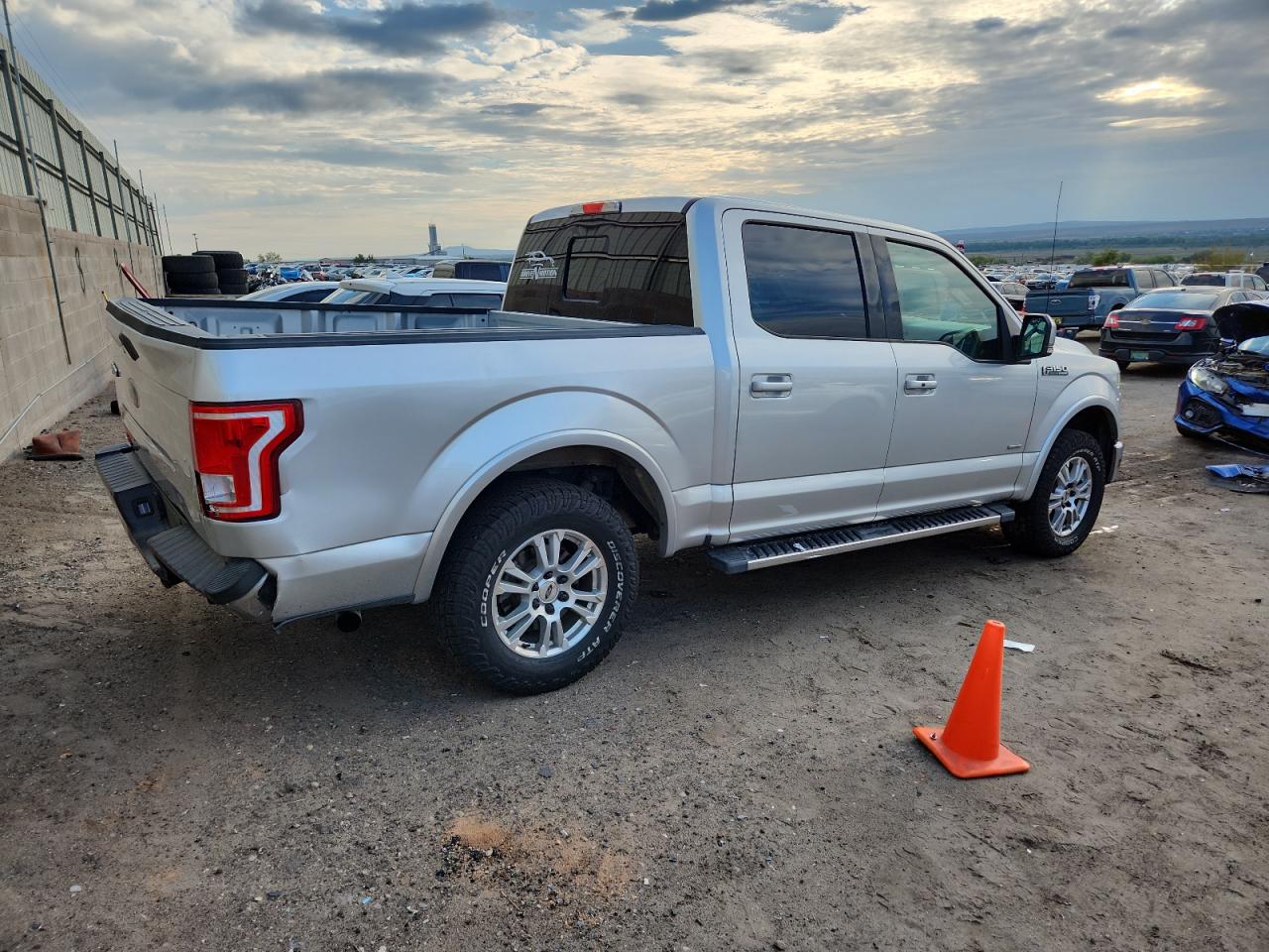 FORD F-150 SUPERCREW