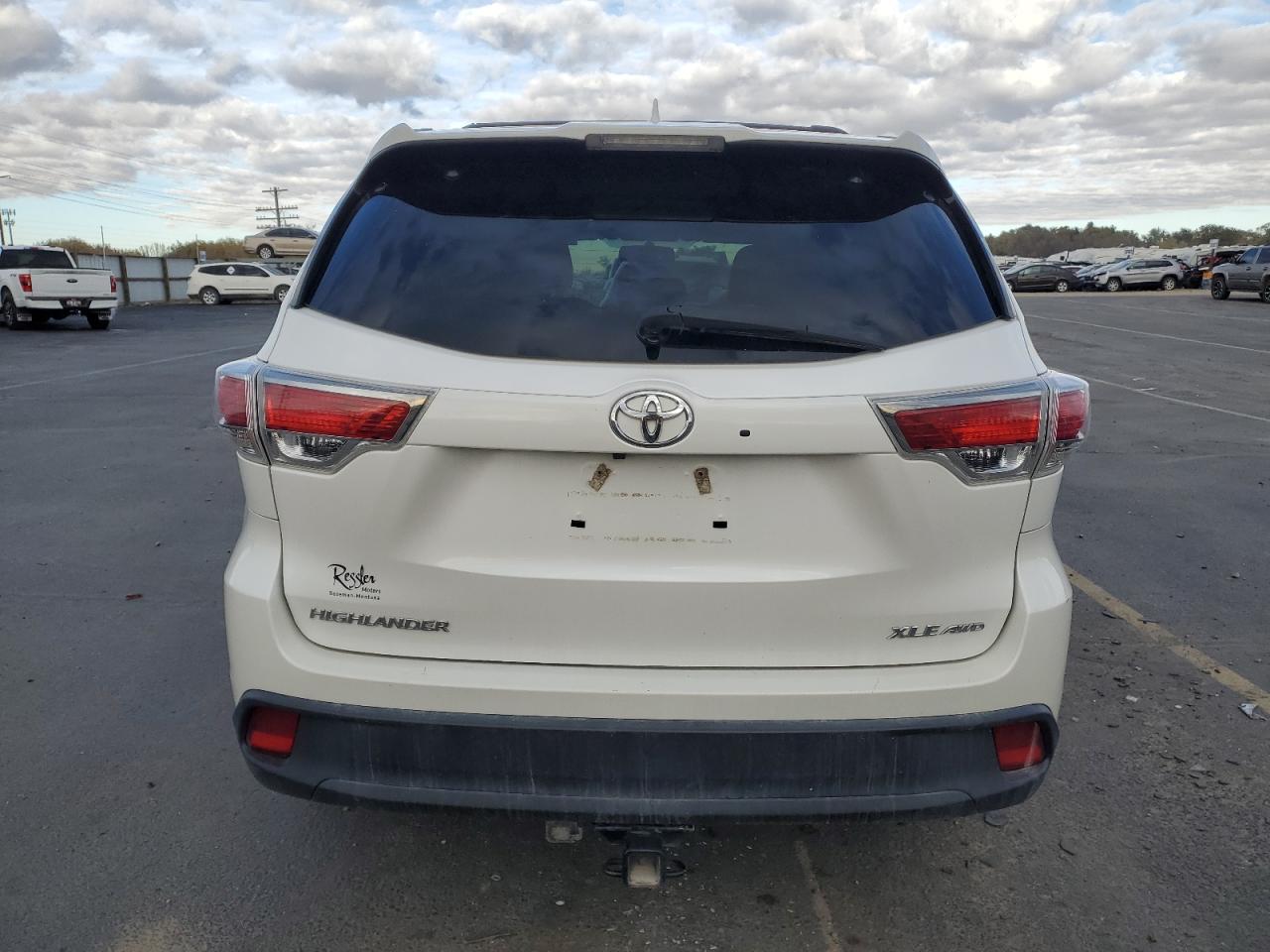 TOYOTA HIGHLANDER XLE