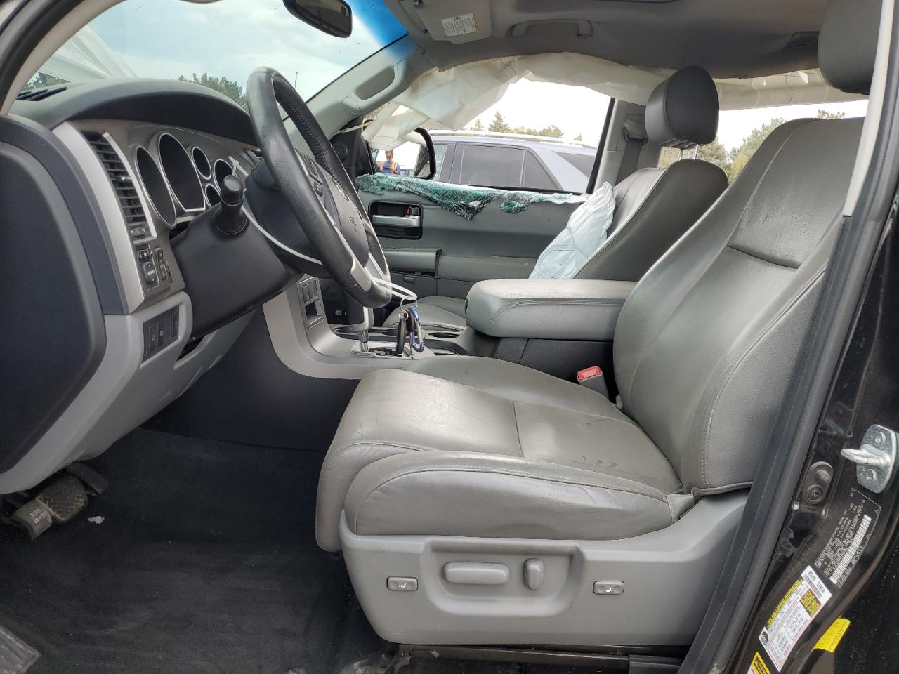 TOYOTA SEQUOIA LIMITED