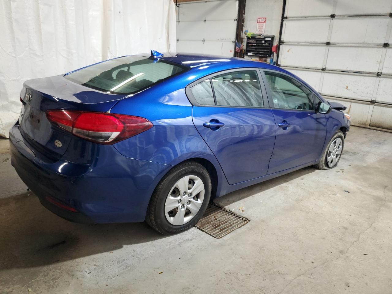 Lot #3301962554 2017 KIA FORTE LX
